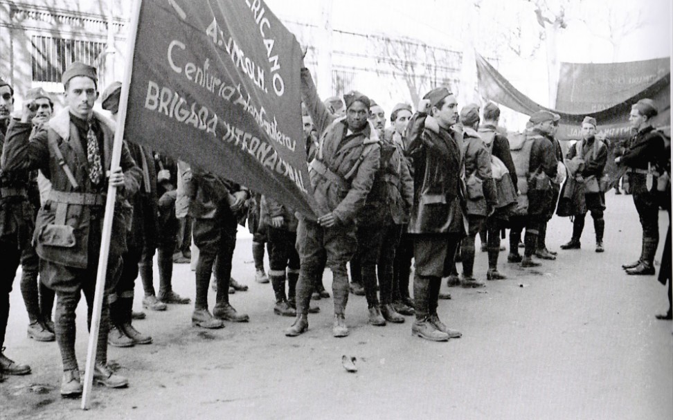 国际纵队jaramavalley雅拉玛山谷中文歌词