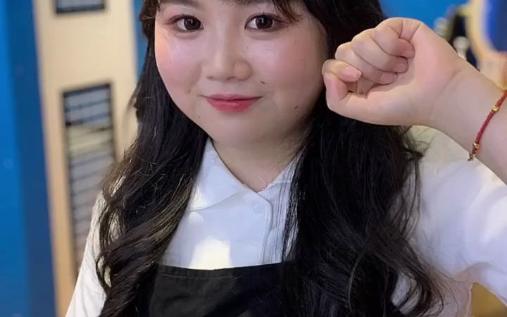 圆脸妹妹真的非常适合可爱风