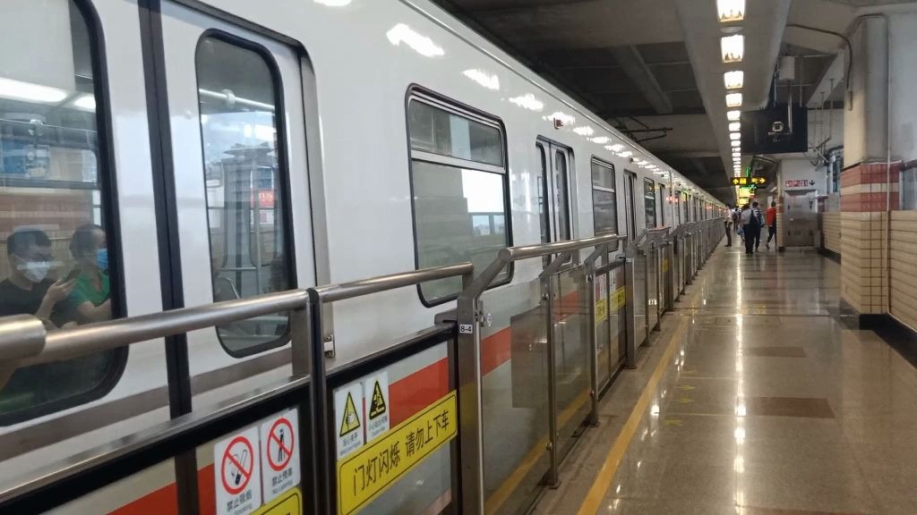 上海地铁1号线-老老八01a01通河新村站出站