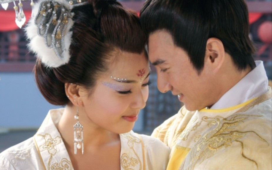 周娥皇/花蕊夫人cut 05-1 | 刘涛 | 问君能有几多愁2007