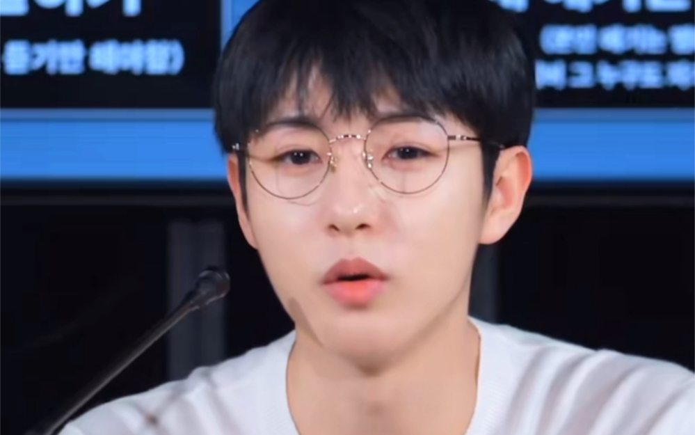 【nct黄仁俊】眼镜朝咪 今晚的炒米好看死谁了_哔哩哔哩_bilibili