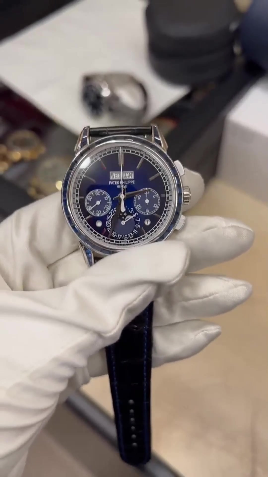 【揭秘包金表】欧米茄蝶飞高仿男表价格!