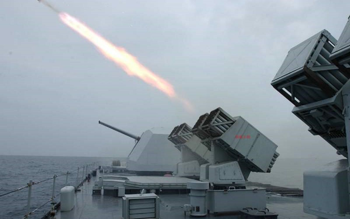 516舰火箭炮连续射击