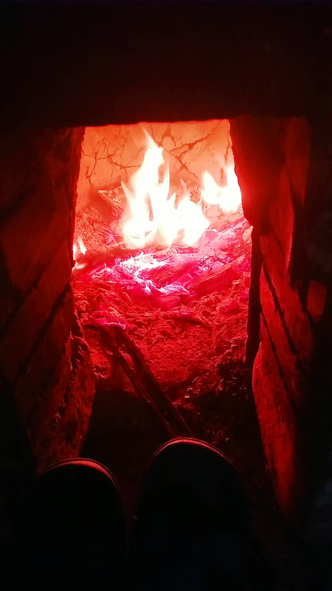 土灶烧火_哔哩哔哩 (゜-゜)つロ 干杯~-bilibili