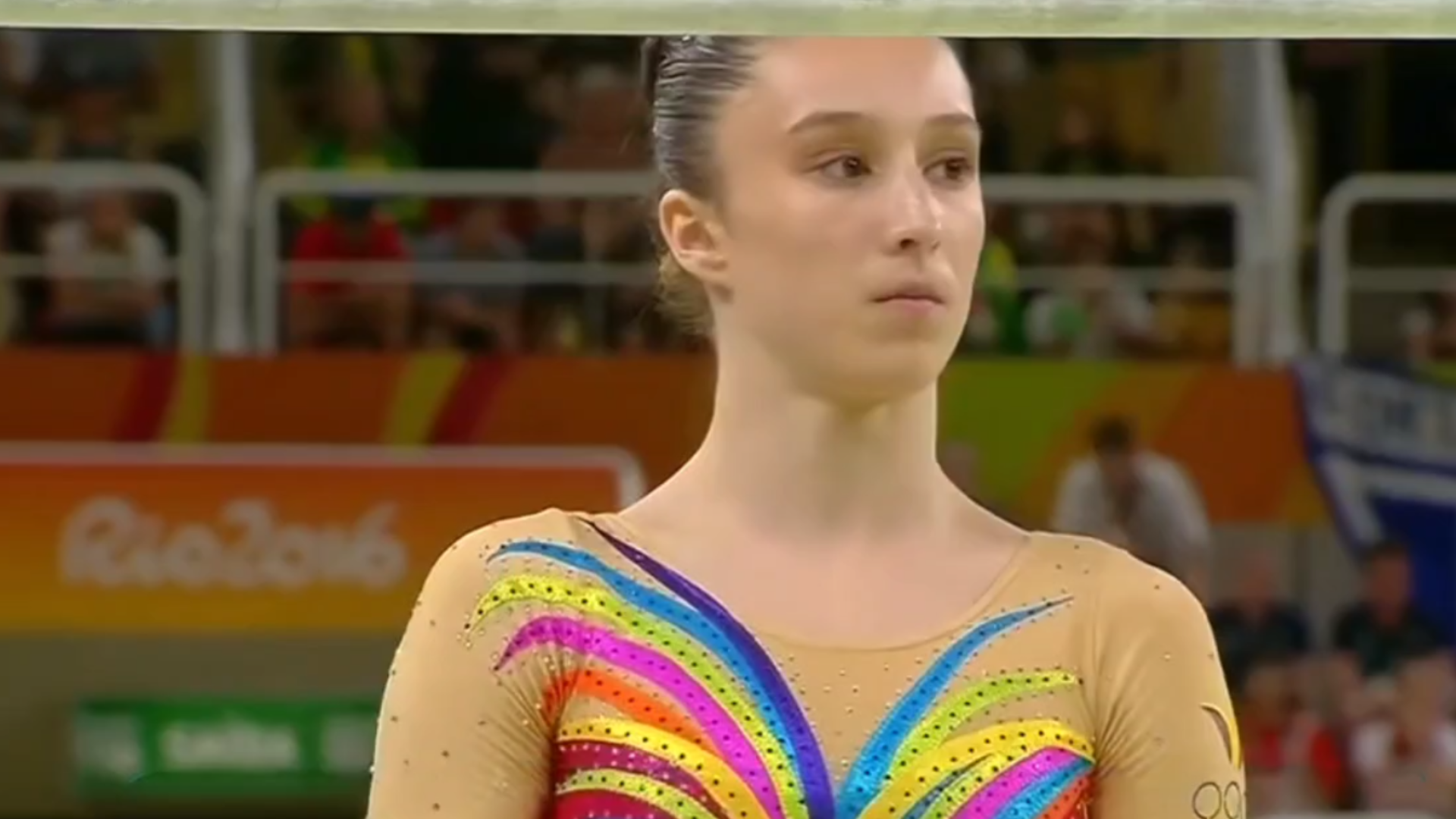 妮娜德维尔2016奥运会全能决赛高低杠_哔哩哔哩_bilibili