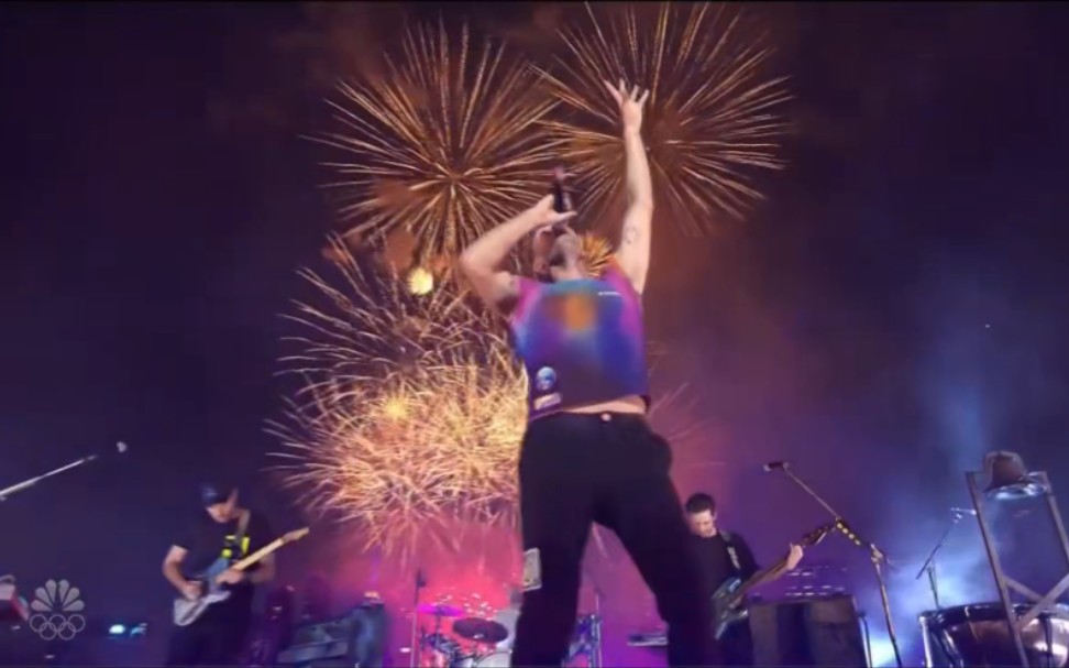 coldplay最新2021美国独立日演唱会表演higherpower和生命万岁