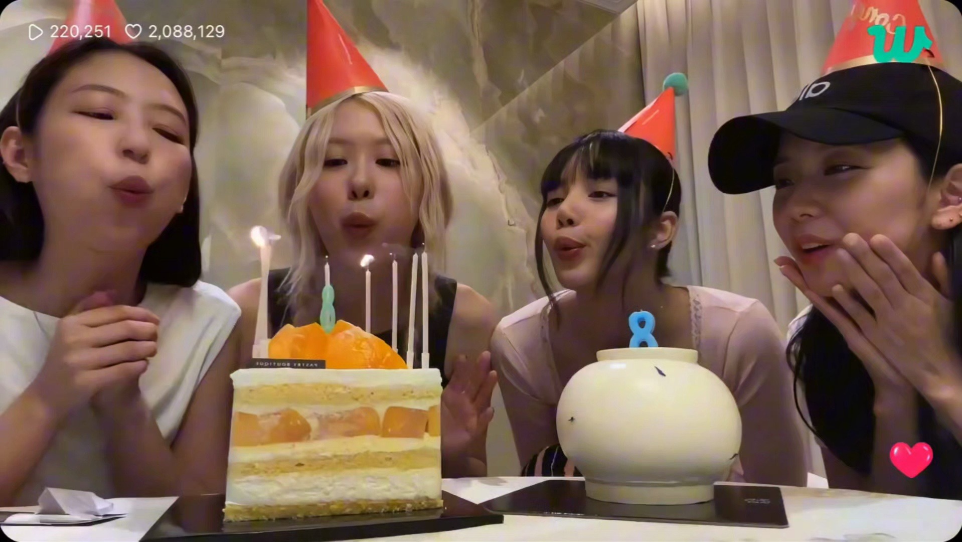 blackpink合体直播,庆祝出道8周年!