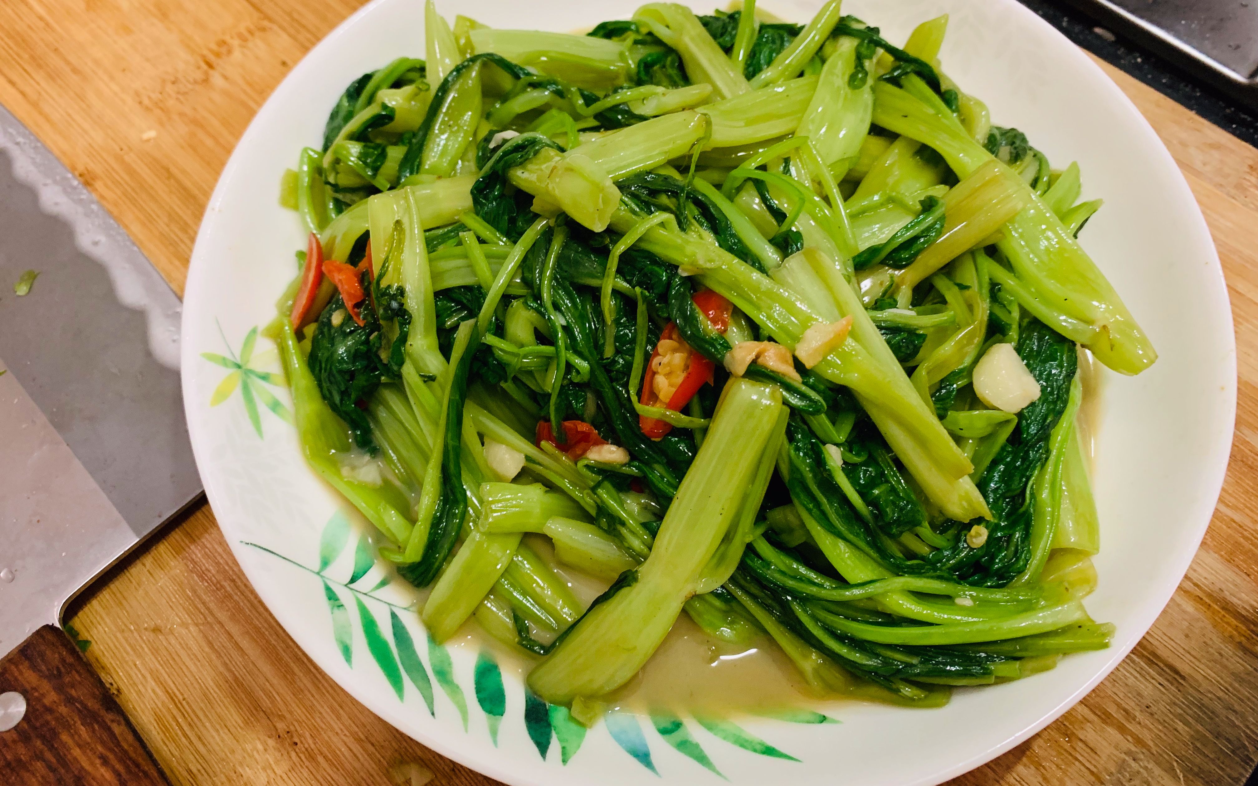 home made 超简单腐乳炒空心菜,简单食材随便炒炒都好吃 :d