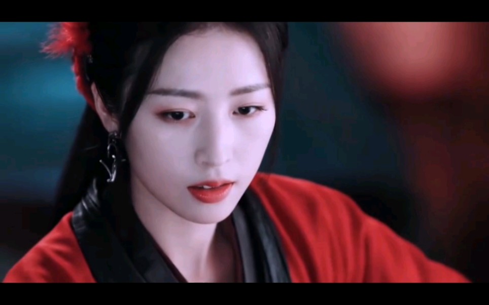 活动作品周雨彤又纯又欲又飒古装美翻了