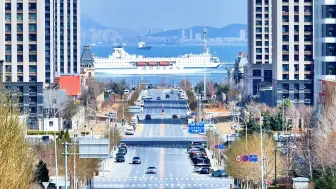 Скачать видео: 港东五街不大，正在创造神话，欢迎来到我的主场！