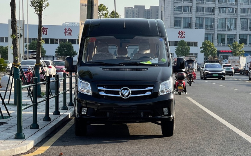 福田图雅诺6at自动档轻客,元彬大叔试驾体验来了_哔哩哔哩_bilibili