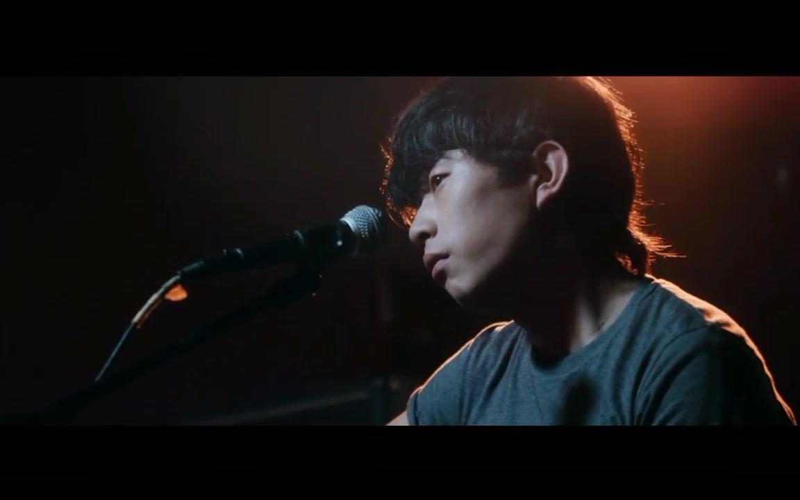 赵雷成都官方mv震撼首发女神高圆圆作为迷妹友情出演