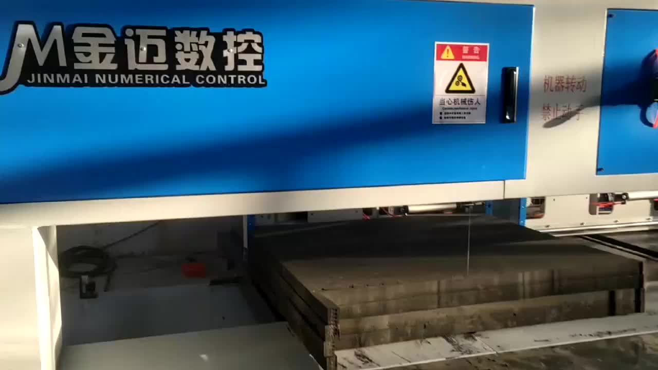 做瓦楞纸的机器 猫抓板线锯机