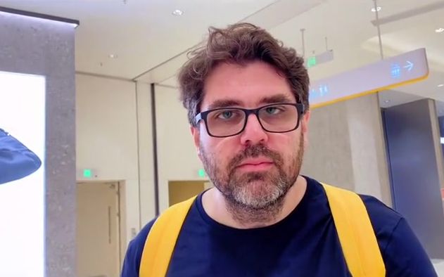 【塞尔维亚】采访老外关于奥迪是不是豪华汽车品牌,采访了一位欧洲