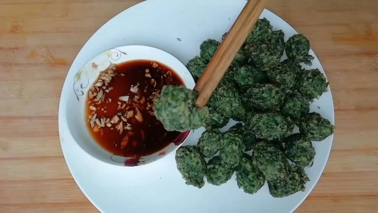 [图]茴香别再包饺子了，教你做茴香丸子，外焦里嫩不变色，比吃肉还香