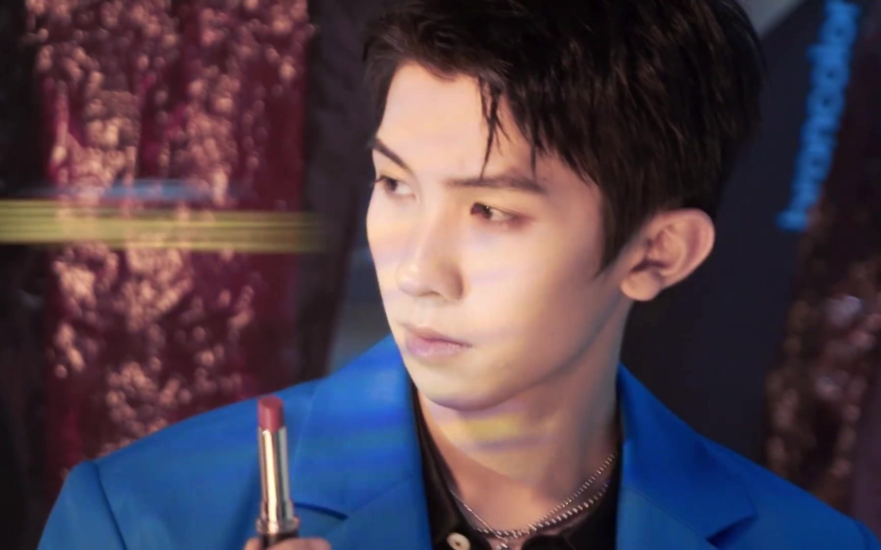 林墨卡姿兰唇妆代言人into1林墨