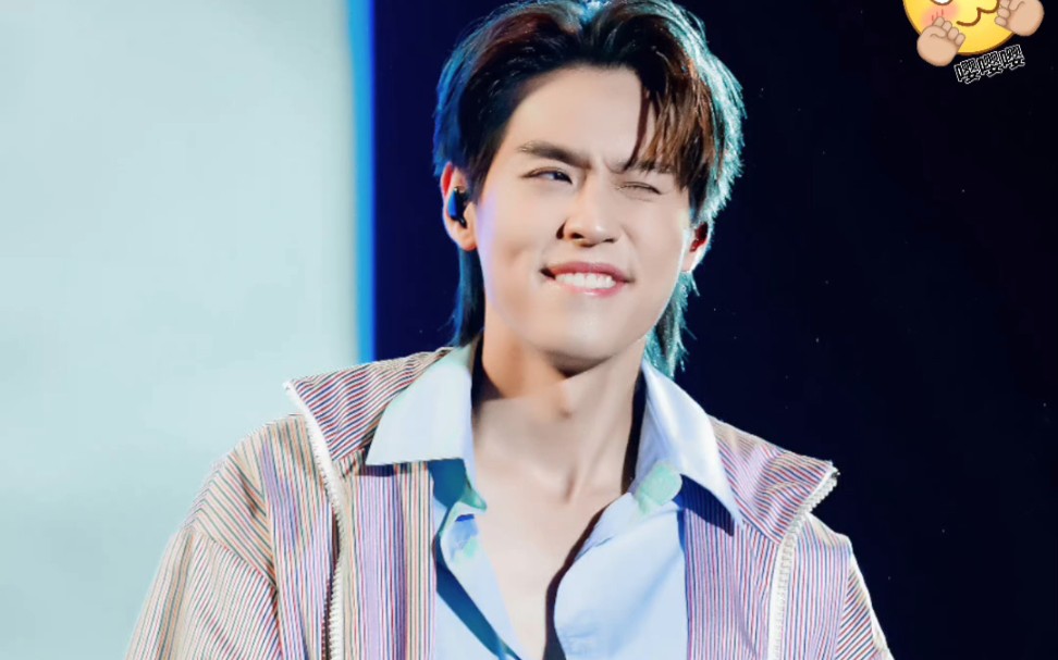 马群耀 青岛音乐节 炸裂照片,华妃们快来看啦~#马群耀