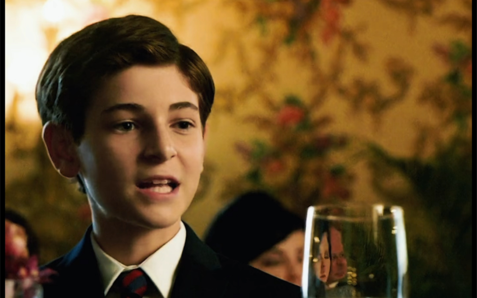 美剧#哥谭# 第六集 戈登又一次拯救企鹅人.