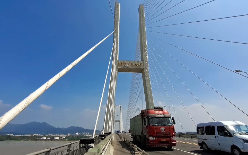 [图]北京到台北高速公路的重要节点，皖江第一桥，铜陵长江大桥