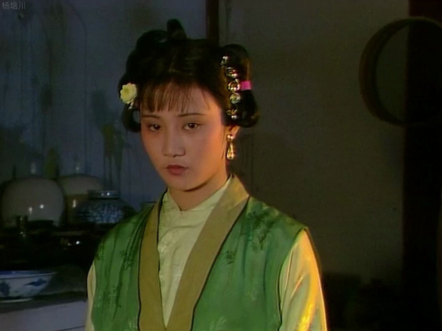 柳五儿:她站在墙外,想进大观园而不得