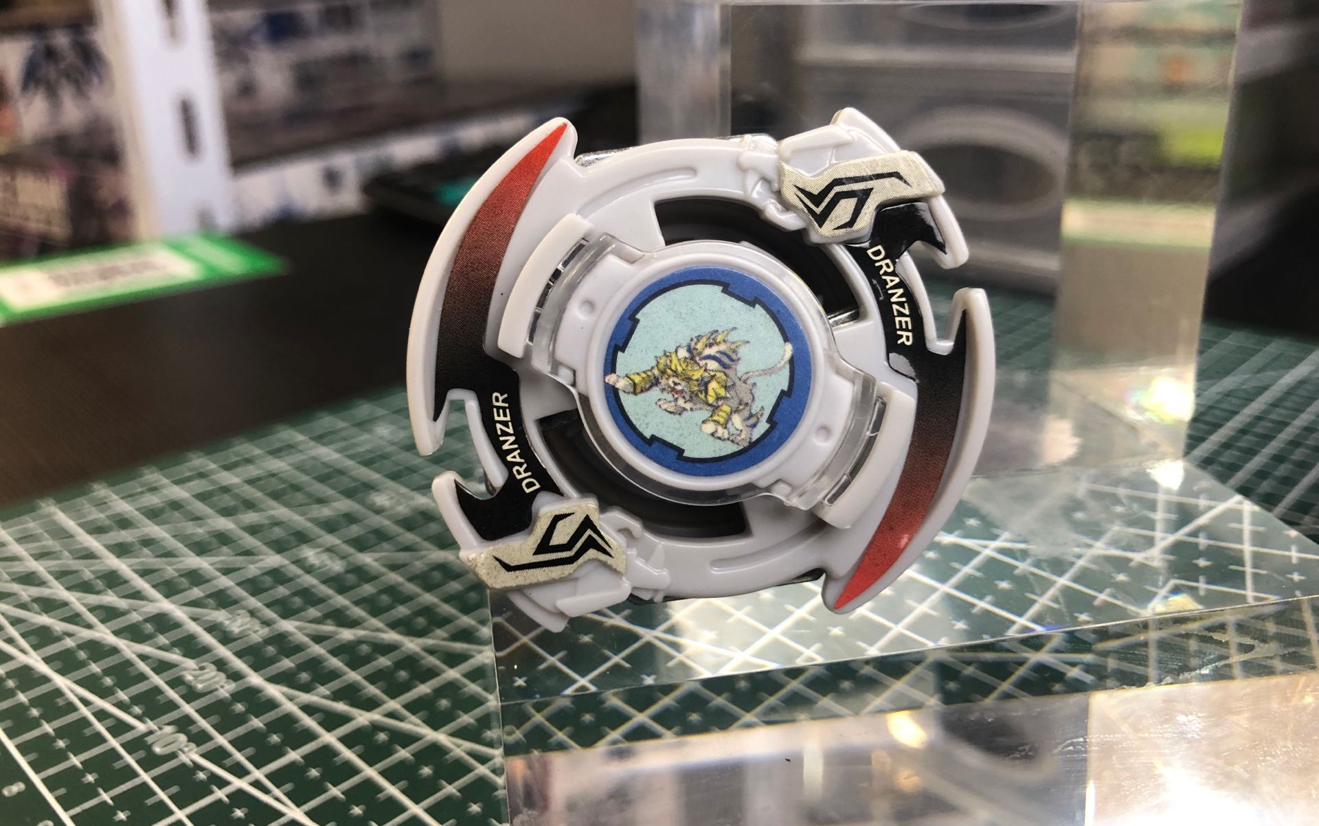 陀螺战士之银爪白虎