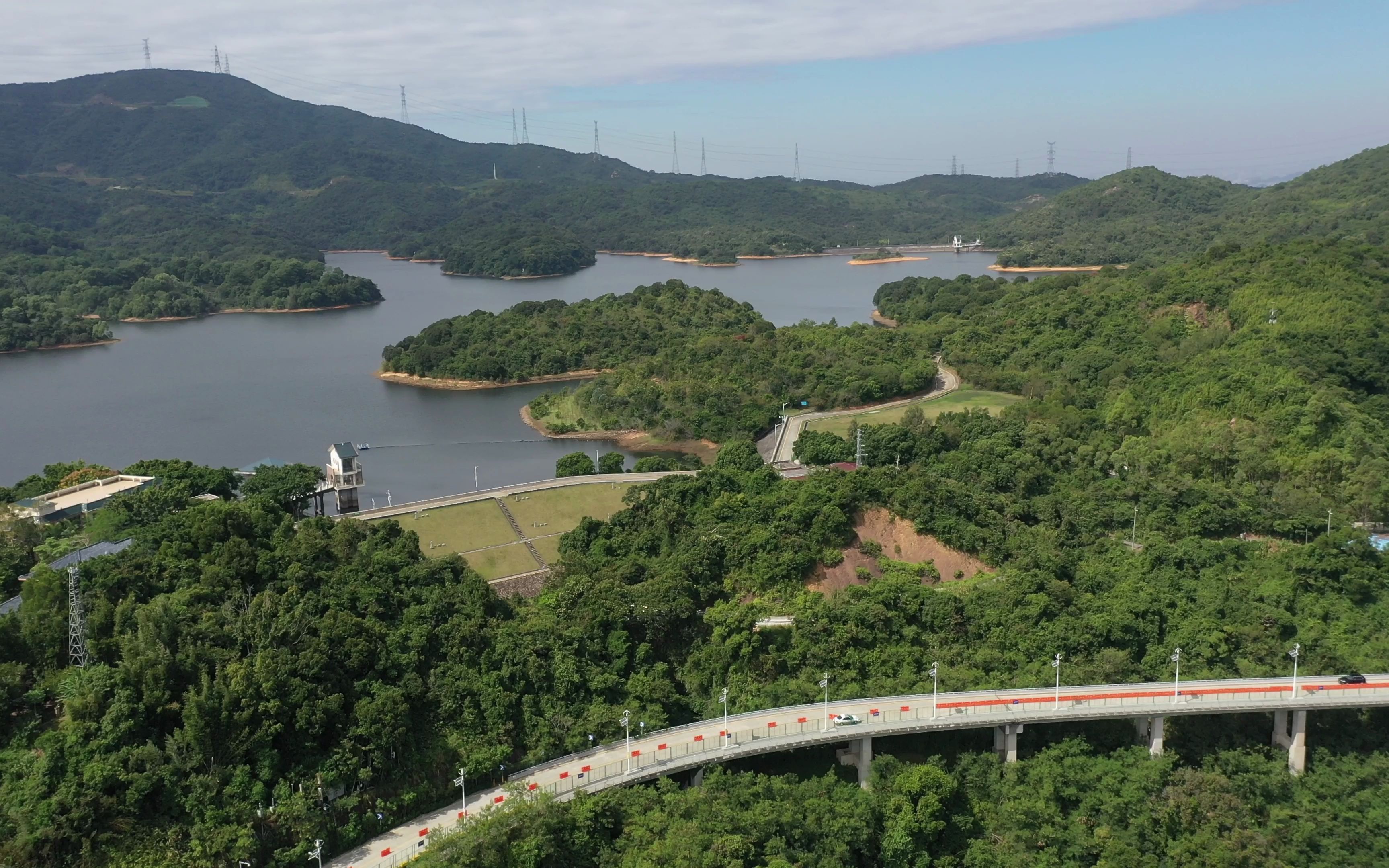 深圳三洲田水库盘山路