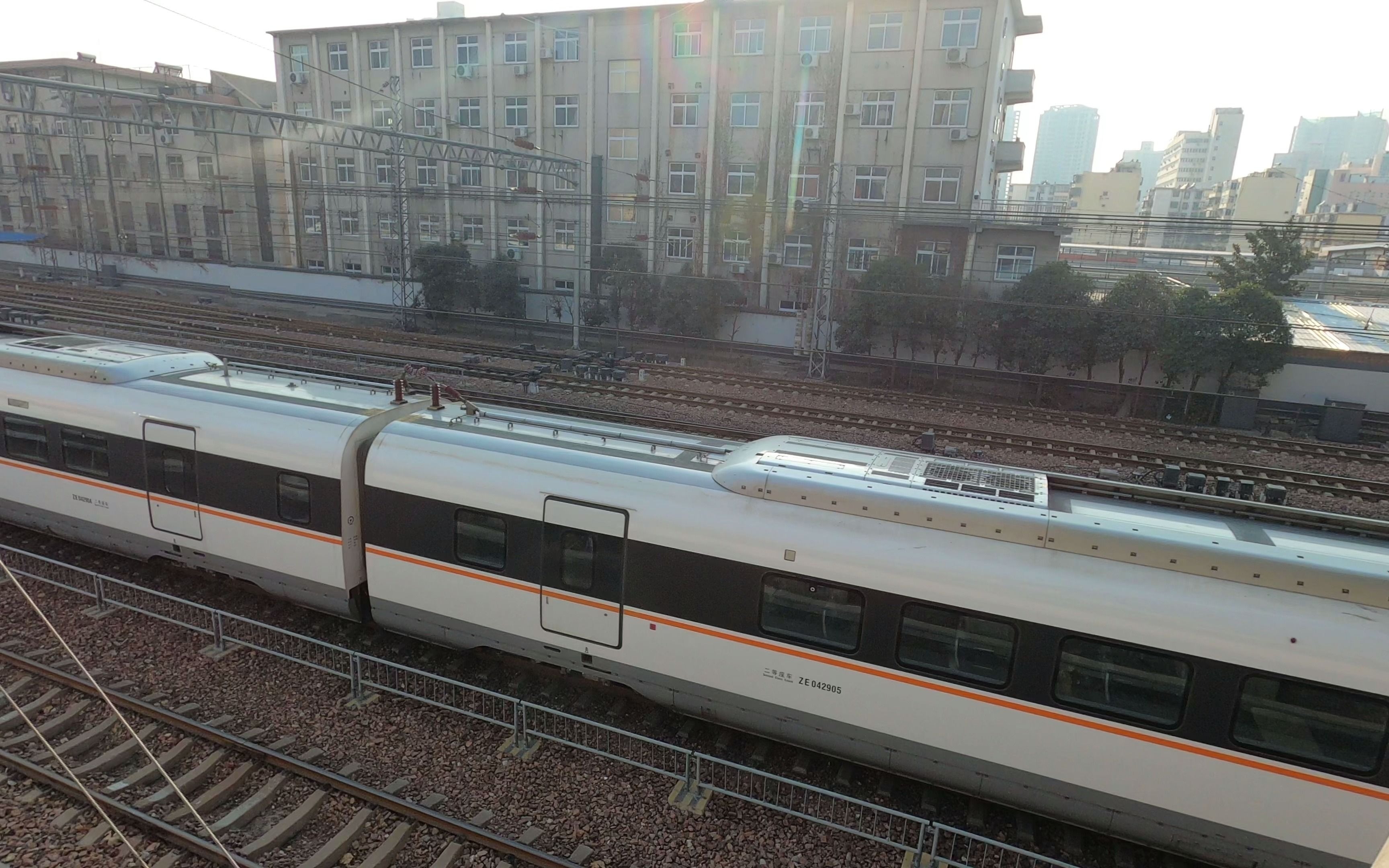 拍火车 crh6a 进入郑州站 4k超清