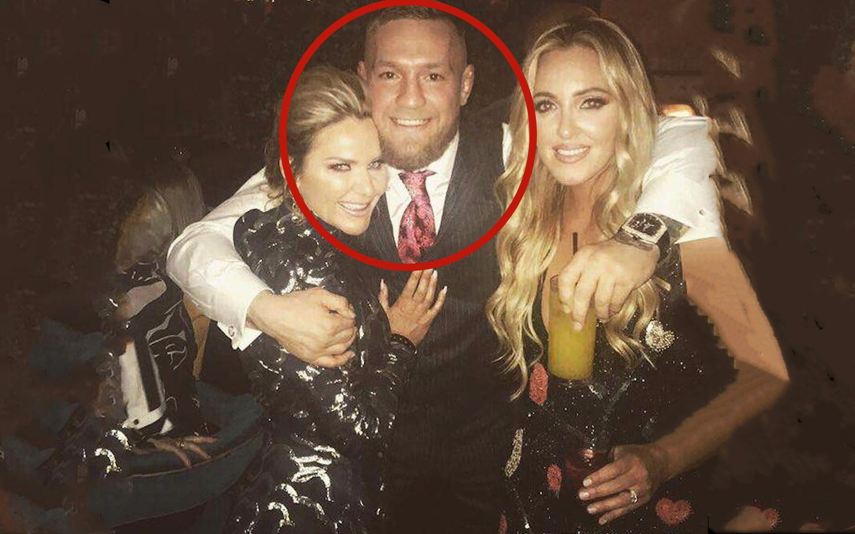 被爆丑闻ufc嘴炮康纳人设崩塌网友你妻子白养你8年