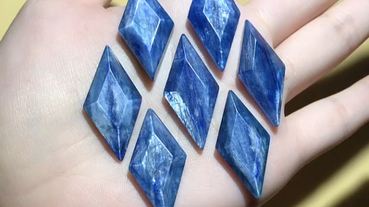 手工绕线首饰菱形蓝晶石裸石刻面吊坠