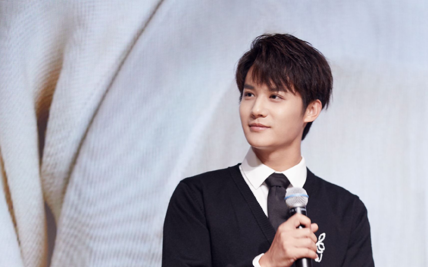 2020芒果捞星闻 《离人心上》郑业成专访 - 高清视频在线观看 - 芒果