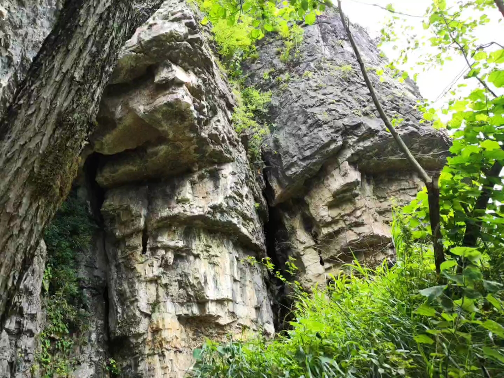 凱里學院→凱里香爐山