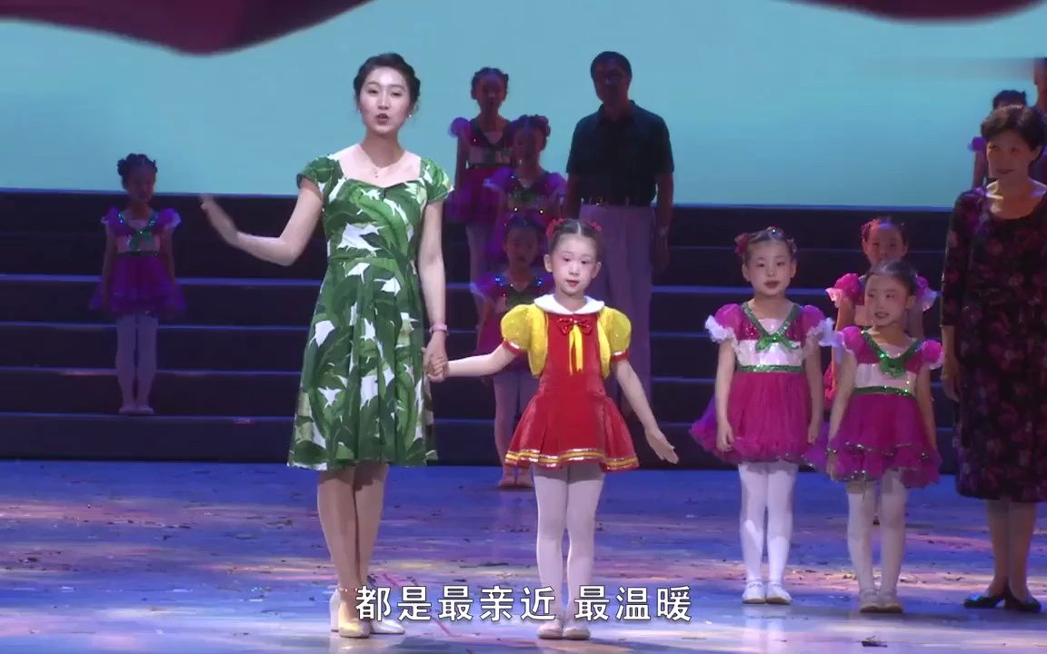 [图]编号B91-幼儿舞蹈 幼儿园舞蹈 六一晚会节目 舞蹈表演 我爱我的国我爱我的家