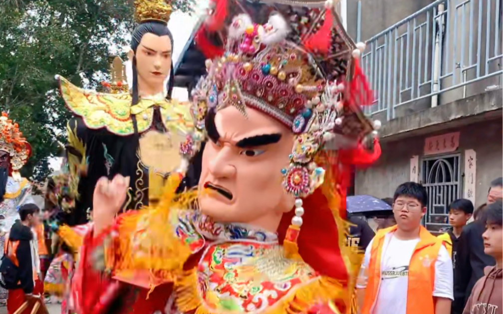 福建福州非遗文化传承之美 热闹非凡 华光大帝驾前张马奴给华光大世子