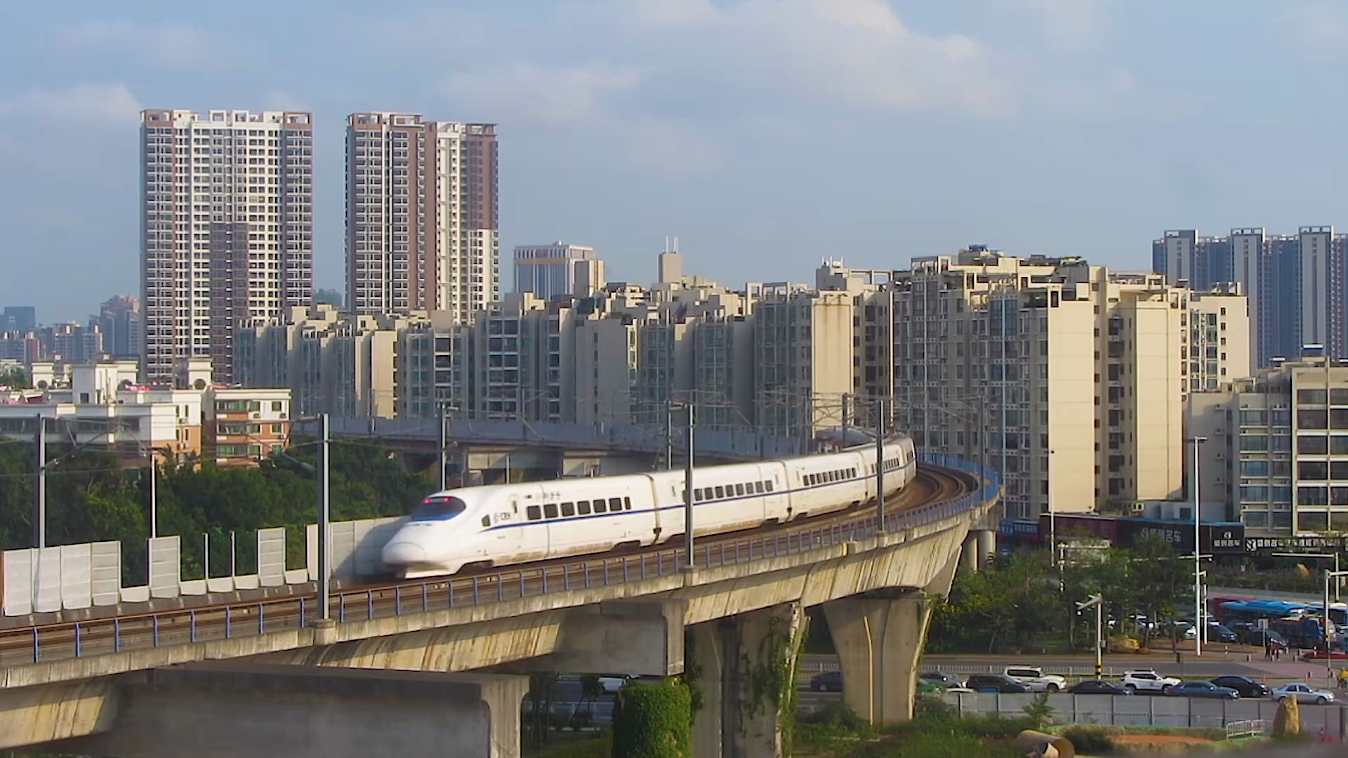 活动  【拍车集01】广珠城际明珠站附近小半径转弯位(广州南-珠海方向