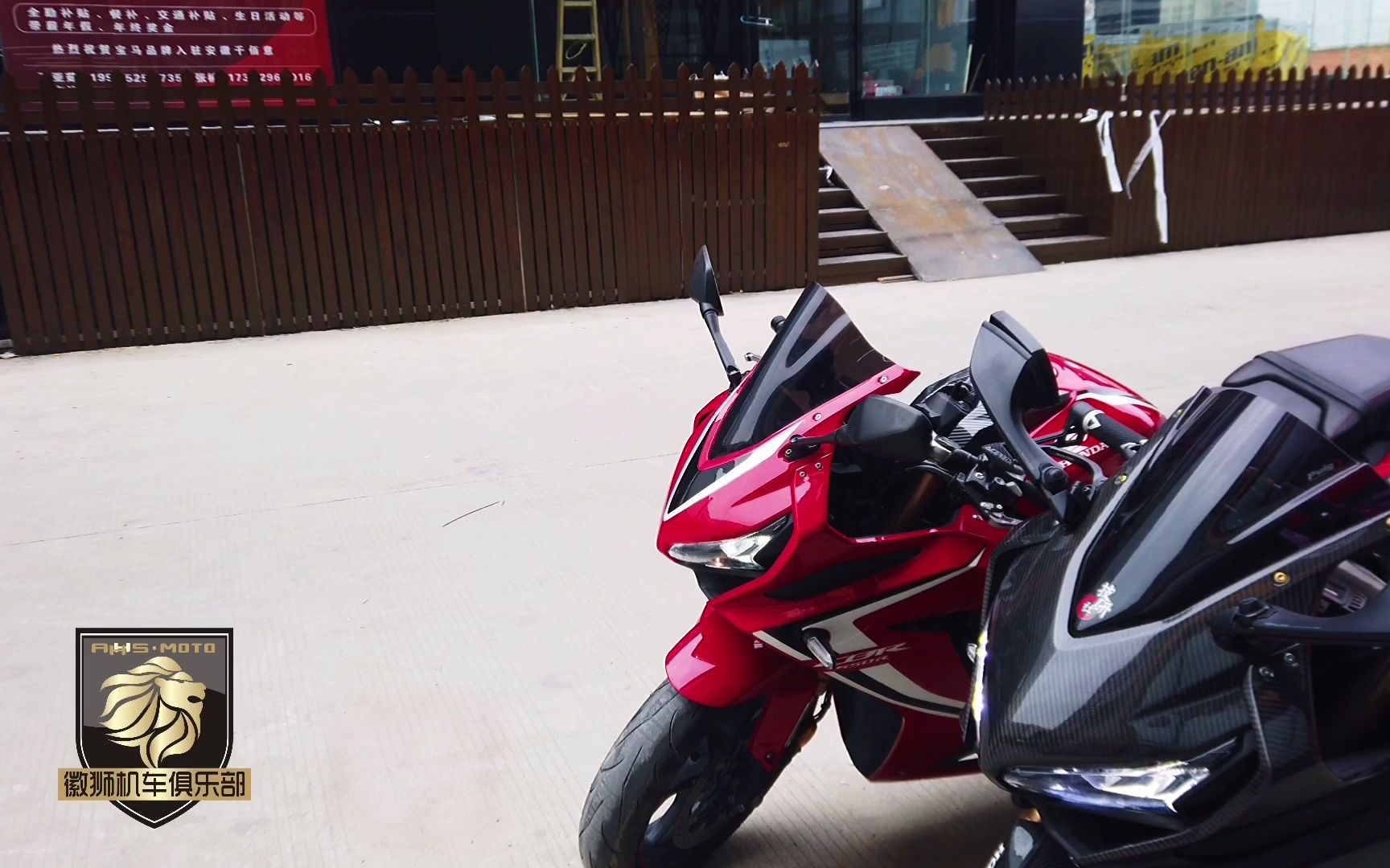 [图]本田 CBR650R 清洗火花塞