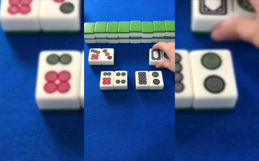 推饼子纯手法做记号打筛子控制点数然后自己大,概率玩法