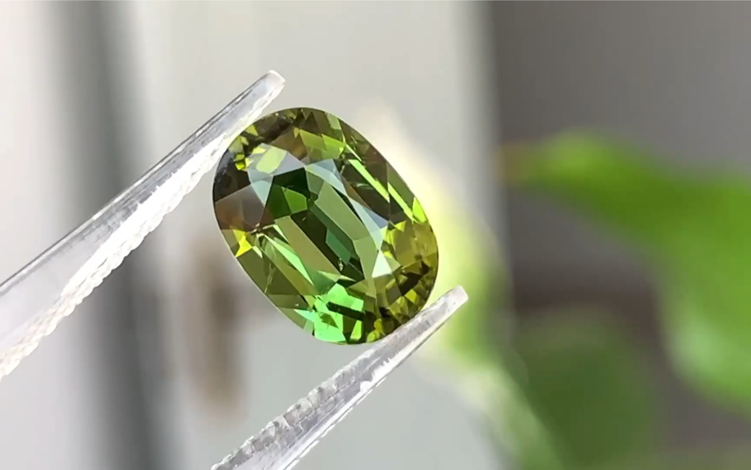 很美 天然阿富汗绿碧玺2.