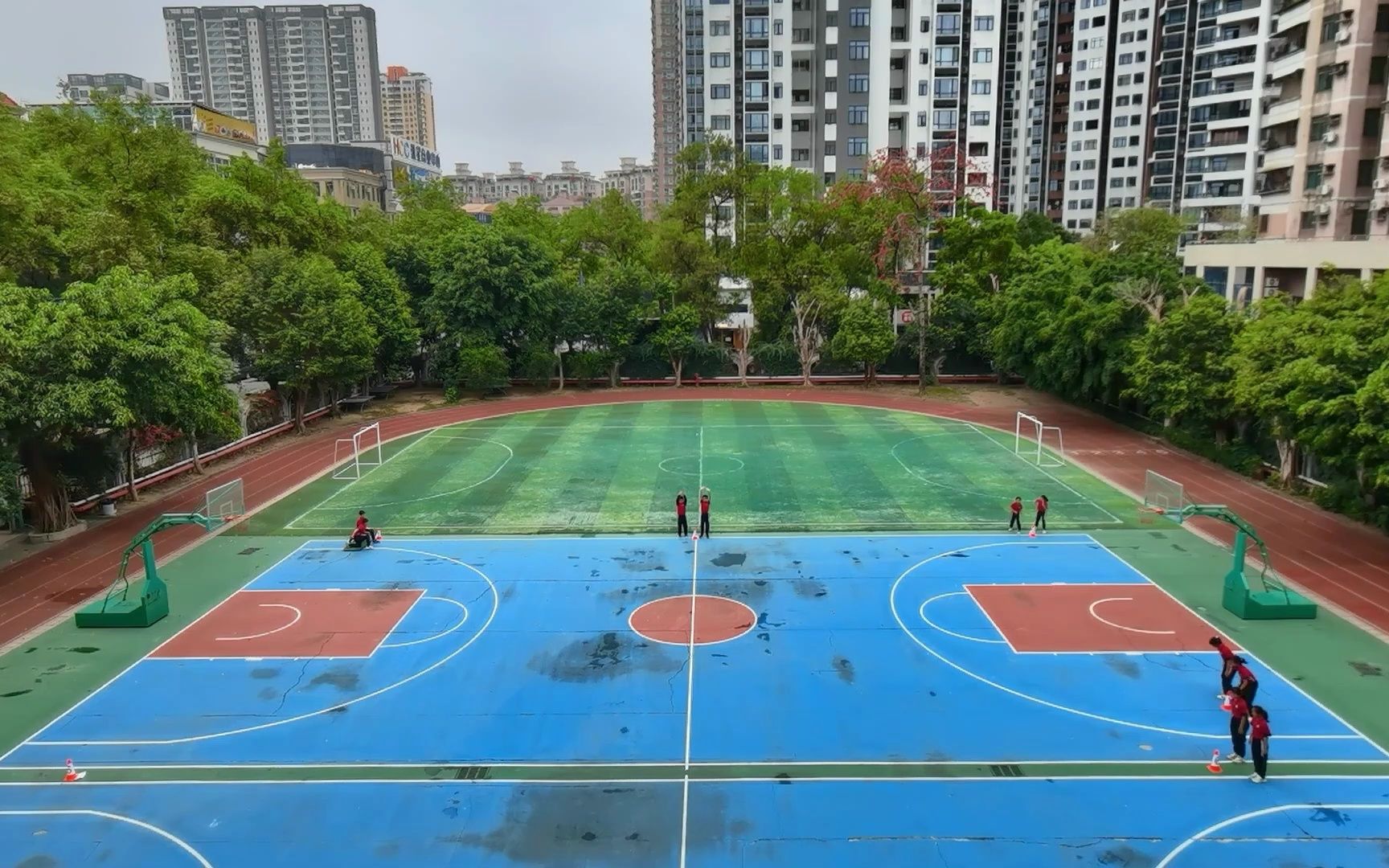 50米"学,练,赛"循环训练  东莞市石龙镇爱联学校