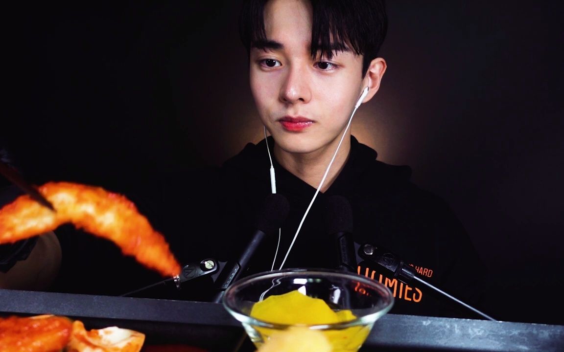 【chan sori】辣炒年糕粉丝芝士棒no talking吃播_哔哩哔哩_bilibili