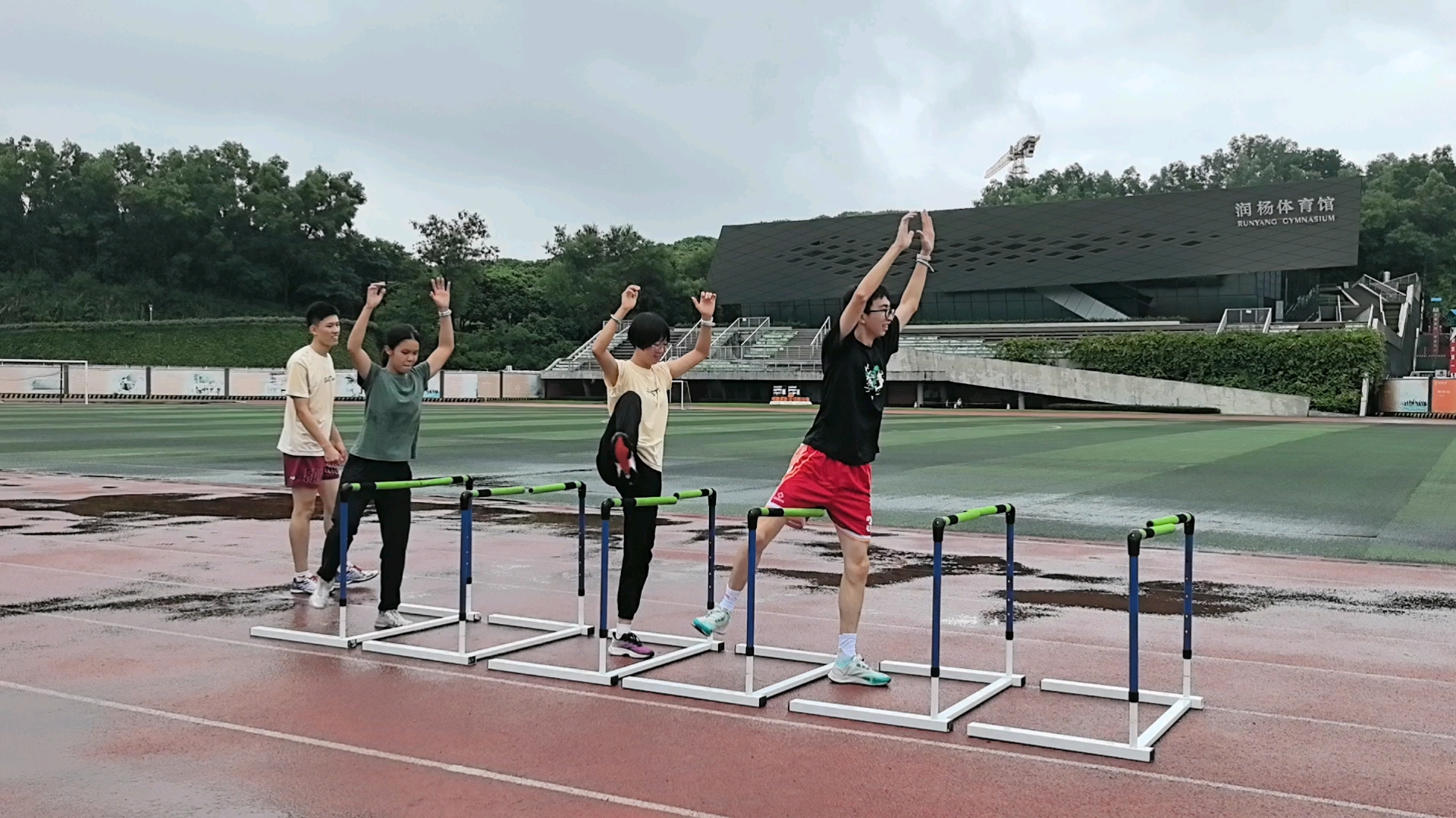 【田径】啊啊啊别下雨了05