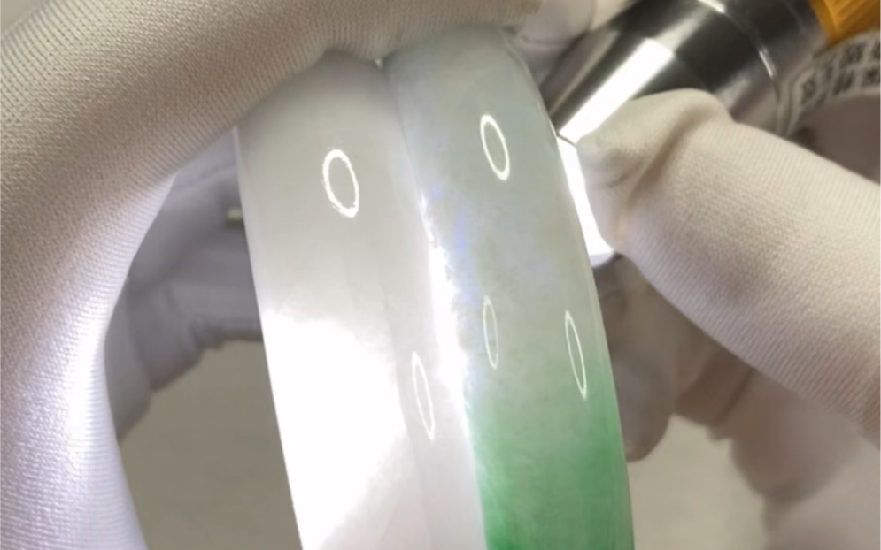 用手电识别,翡翠酸洗注胶_哔哩哔哩_bilibili