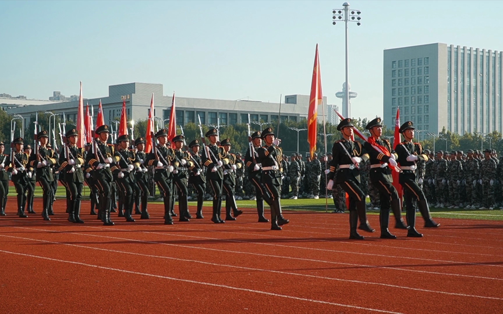 [图]河南军训高燃场面