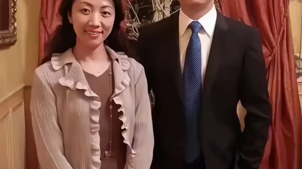 投资人张磊的妻子唐宁图片