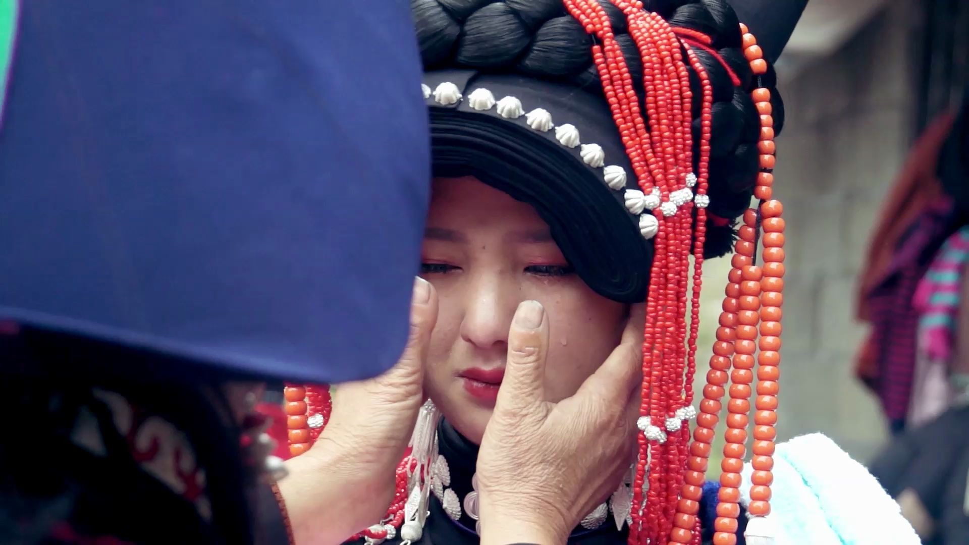 彝族结婚彝族婚礼山里的村花出嫁好热闹呀44