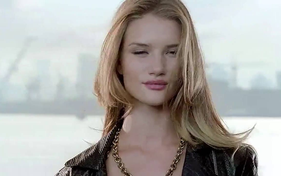 【Rosie HuntingtonWhiteley】2011年罗茜汉丁顿惠特莉爱唯欧广告(部分剧情,较清晰版)哔哩哔哩bilibili