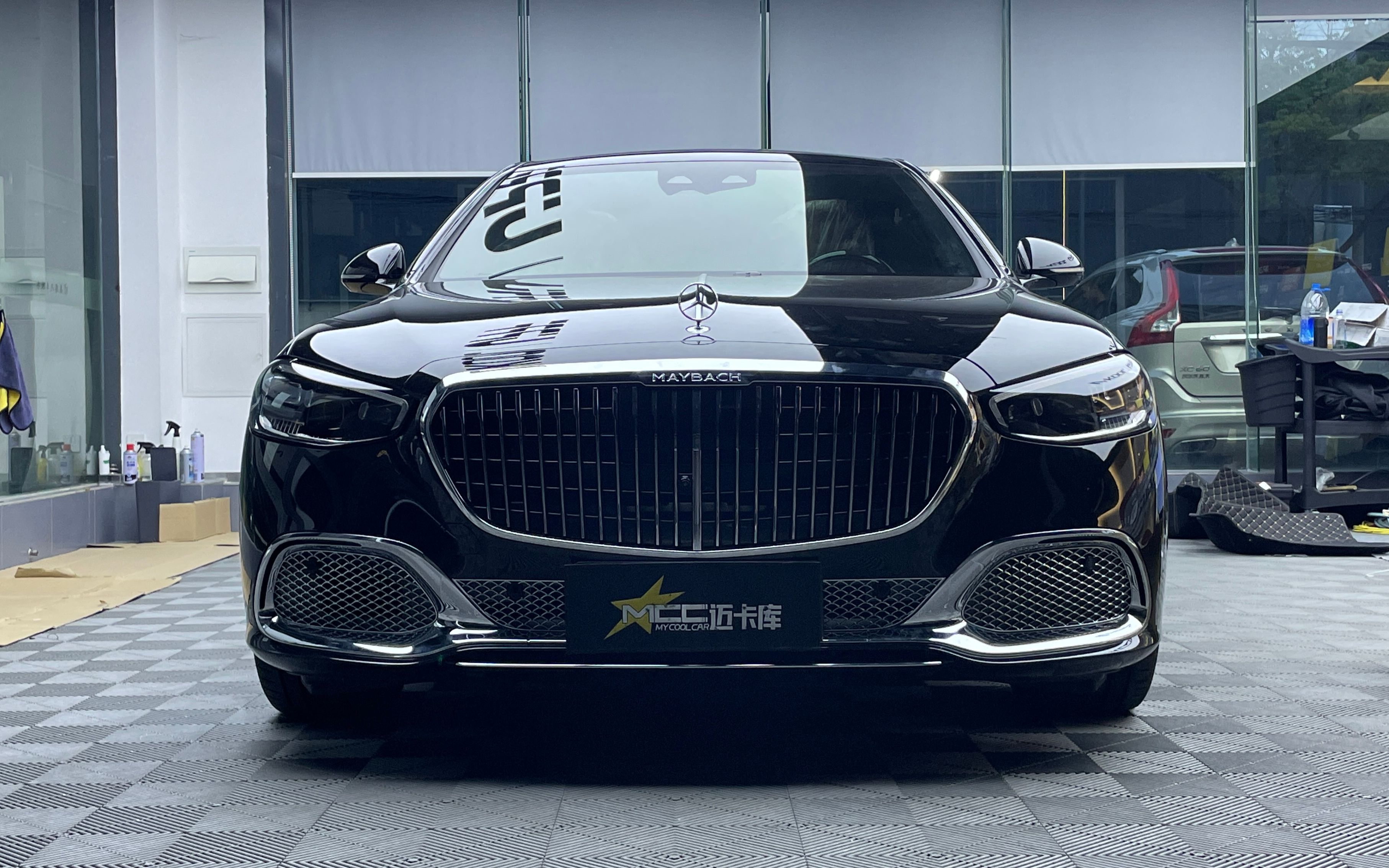 21款迈巴赫s480升级电动后门