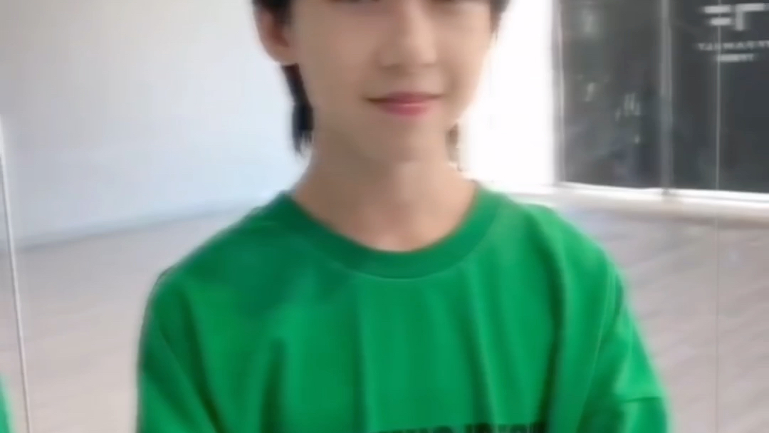 【杨博文】小帅哥一枚呀