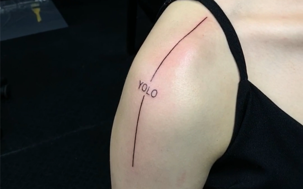 线条纹身直线纹身