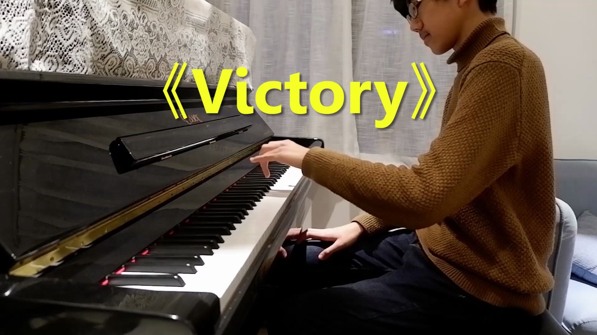 [图]【抗击新冠肺炎】12岁小伙创作英文歌曲《Victory》，一起打败病毒！