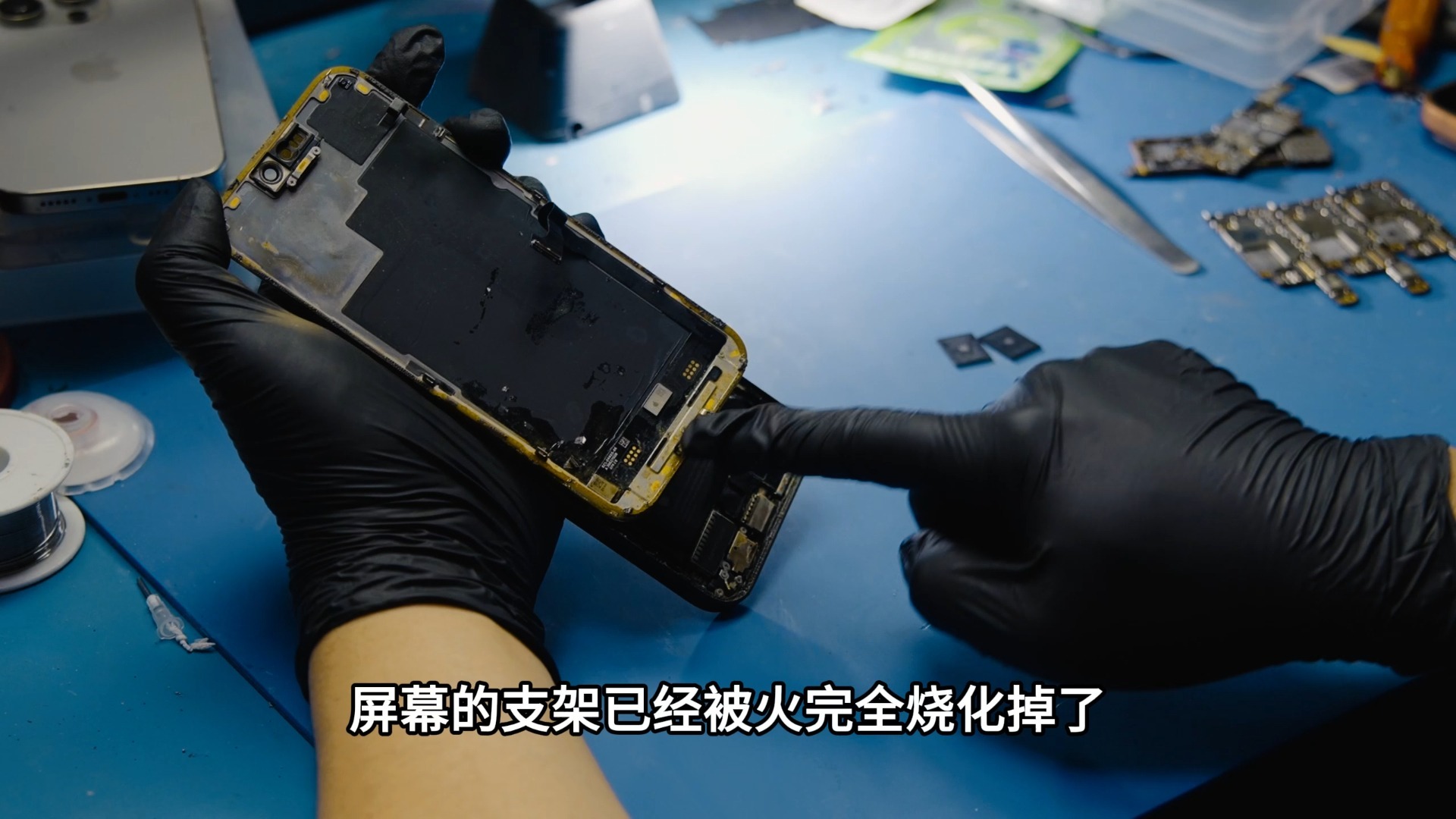 挑战全网维修费最贵的一台手机 机主说修好给6万?15promax进水加火烧不开机 #手机维修 #15promax维修 #芯片级维修 #手机换屏换电池